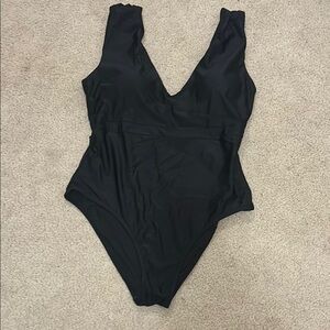 Summersalt Black The Ruched Backflip